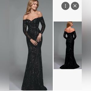 Beautiful gown, never worn. Wrong size sent, perfect condition with tags.